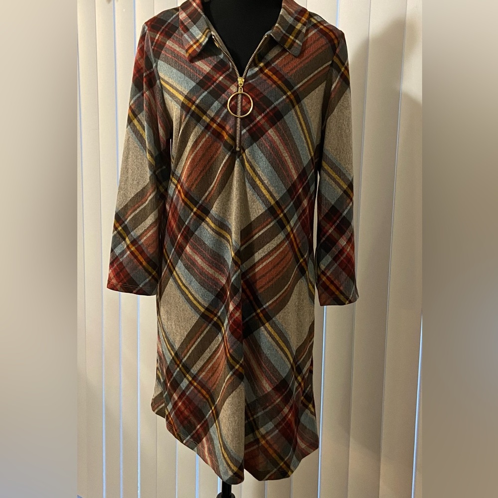R&K - 3/4 Sleeve Shift Dress (NWT)